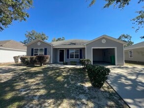 Building Photo - 1808 Chestnut Dr