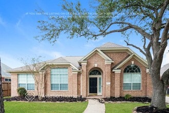 Building Photo - 12802 Magnolia Leaf St