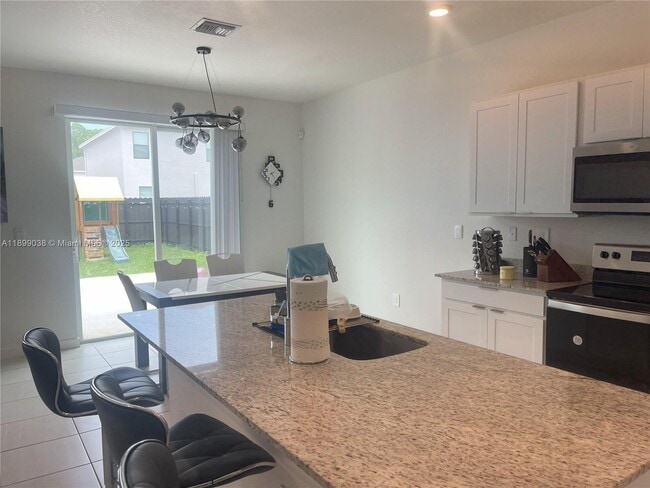 Building Photo - 12937 SW 265th Terrace