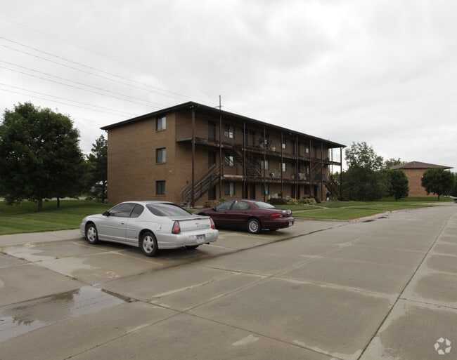 Building Photo - 4000 Northlund Dr