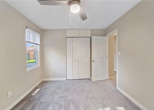 Building Photo - Charming Cape Cod - Move In Ready