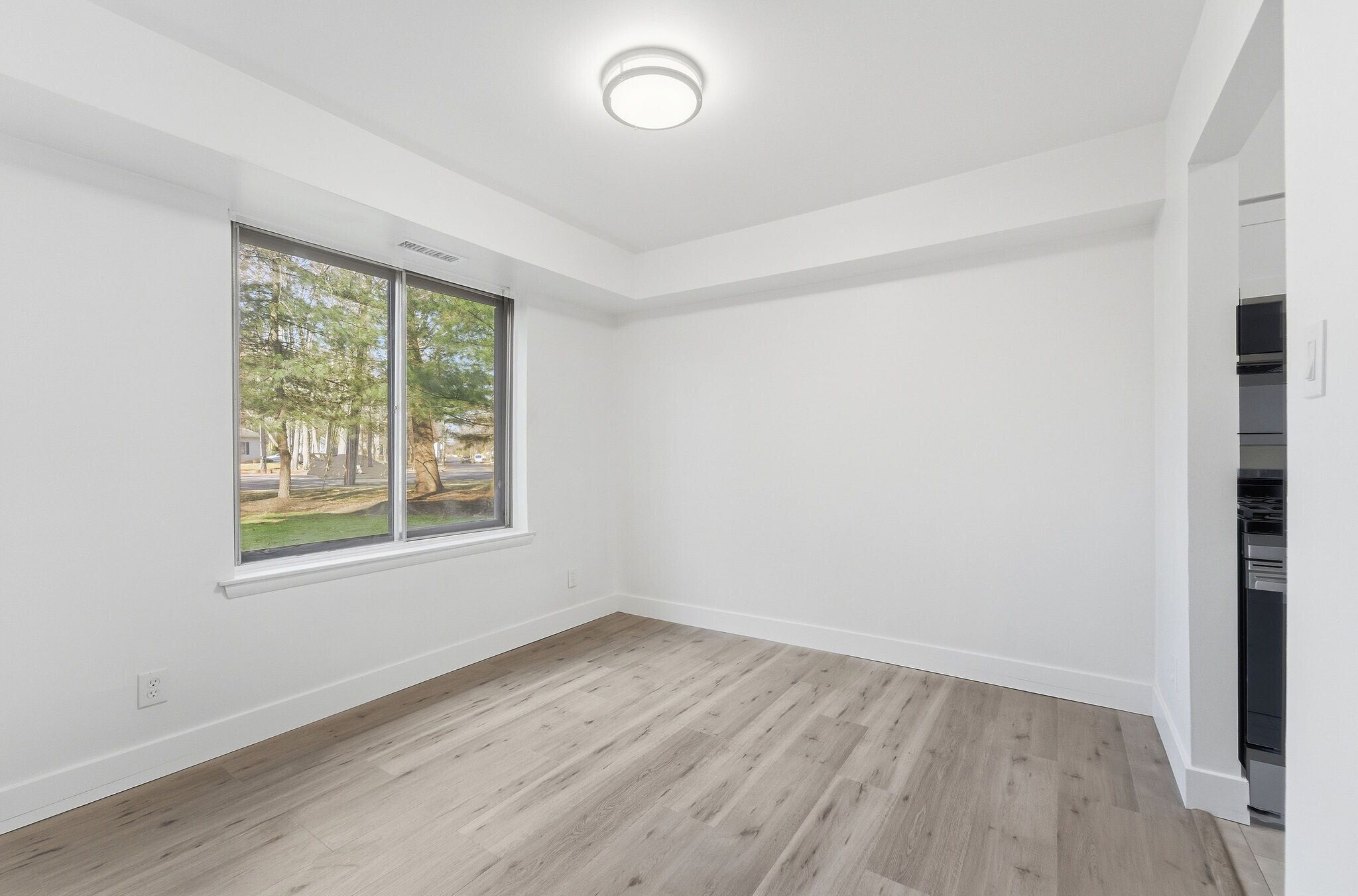 Building Photo - 113 Echelon Rd