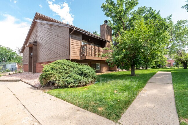Building Photo - 2626 Juniper Ave
