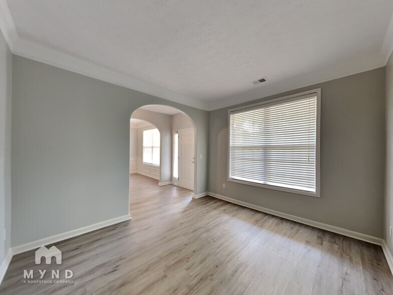 Building Photo - 9221 Altridge Dr