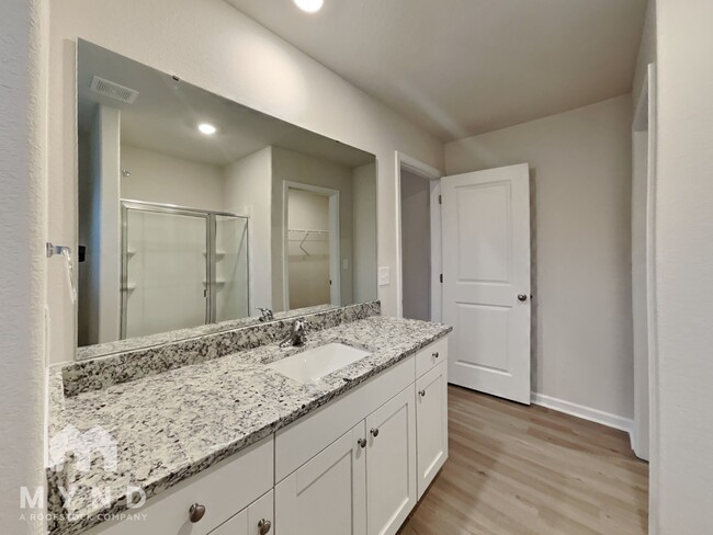 Building Photo - 279 Ivy Bank Dr
