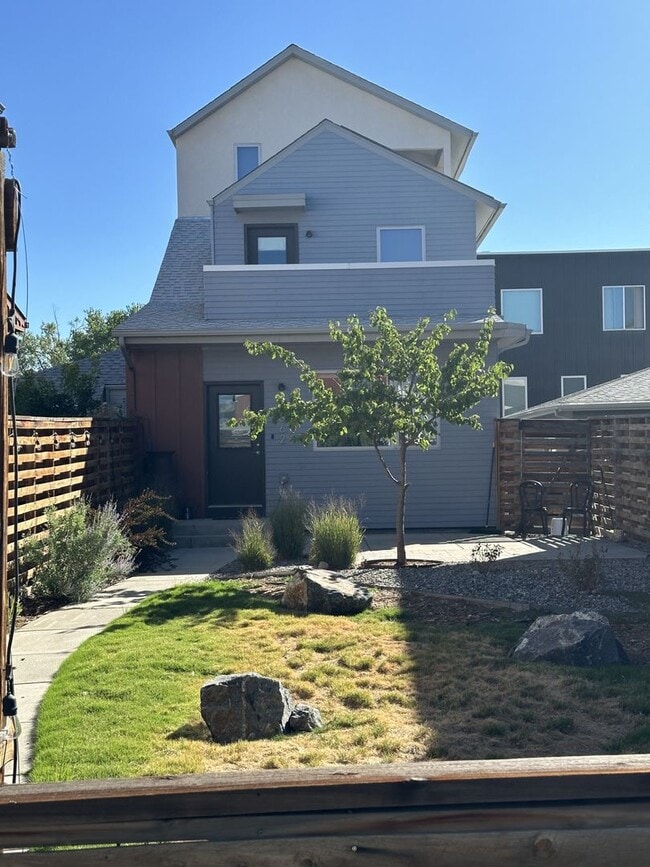 Move In READY!!! Single family home in s... - Move In READY!!!   Single family home in s...