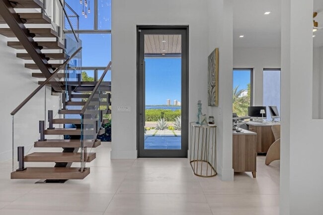 Building Photo - 1161 Pine Point Rd