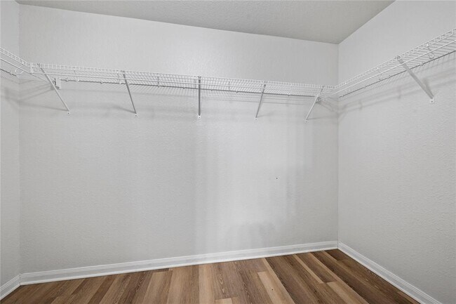 Building Photo - 221 Koontz Lp