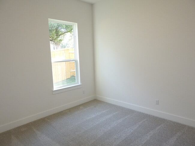 Building Photo - 189 Jackson River Lp