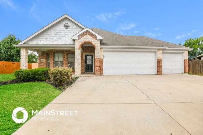 Building Photo - 7401 Errandale Dr