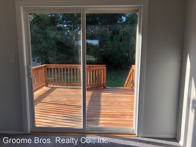 Building Photo - 3 br, 1.5 bath House - 6327 Queens Lace Ci...