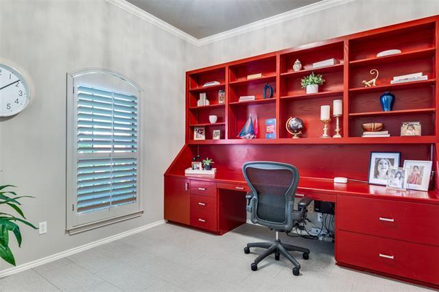 Building Photo - 2700 Ithaca Ct