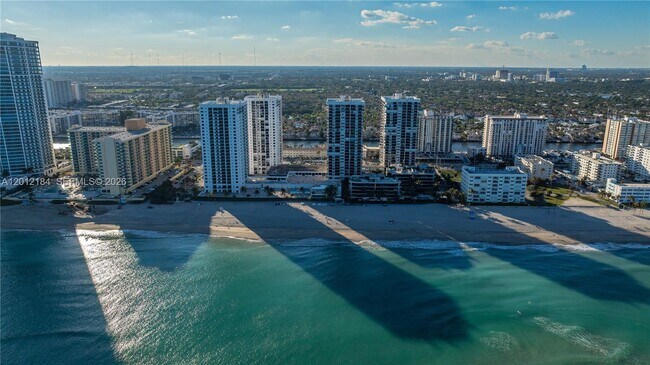 Building Photo - 2401 S Ocean Dr