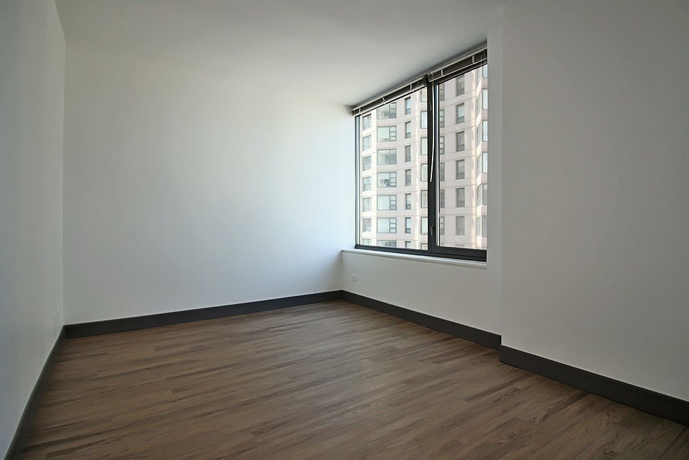 Building Photo - 417 E Ohio St