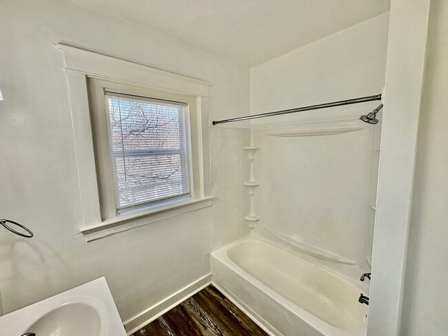 Building Photo - Shelby