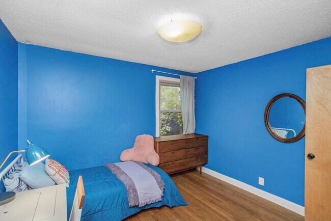 Building Photo - 4117 Saunders Ave