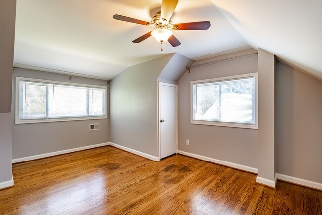 Building Photo - Lovely and Updated 4 Bedroom 2 Bath Cape C...