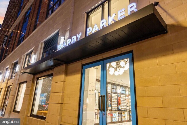 Building Photo - 675 S President St