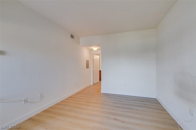 Building Photo - 9303 Gilcrease Ave