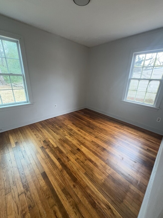 Building Photo - 4426 Desoto St