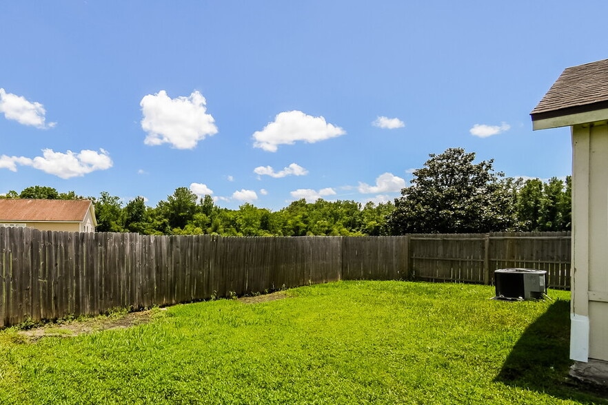 Building Photo - 6875 Recreation Trail