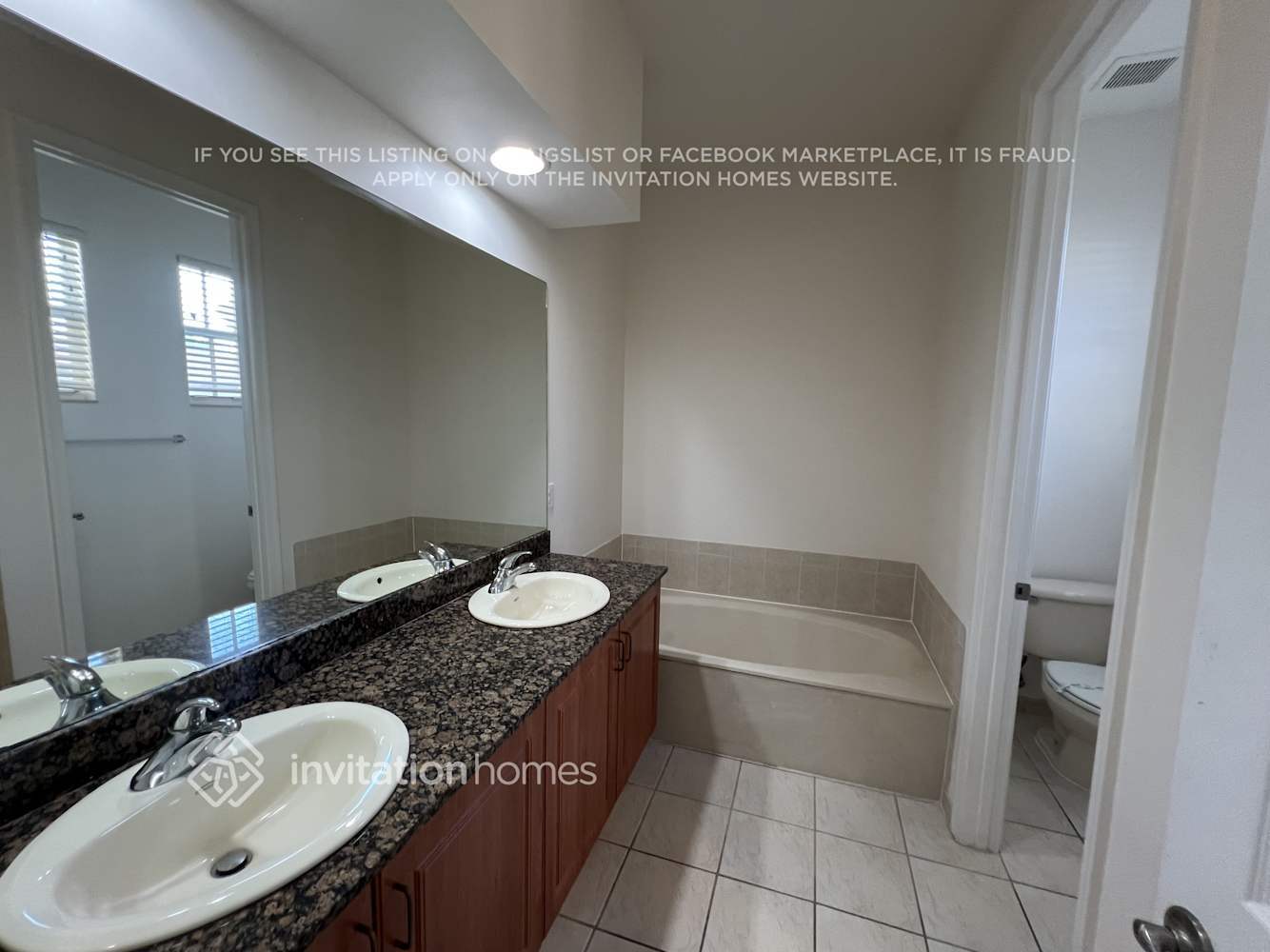 Building Photo - 6889 Julia Gardens Dr