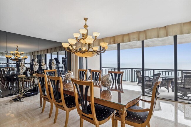 Building Photo - 10175 Collins Ave