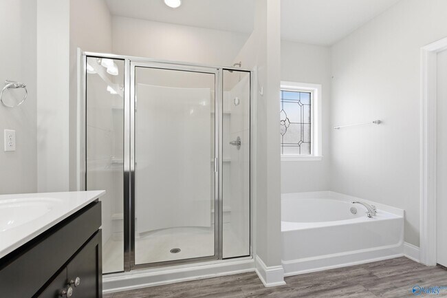 Building Photo - 121 Balboa Rd