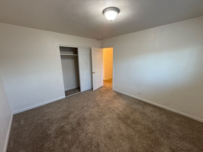 Building Photo - 1215 NW 11th St