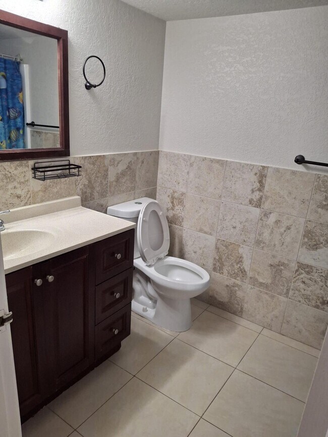 Building Photo - 3238 Coral Lake Ln