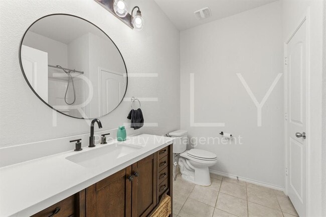 Building Photo - 1600 Cliffbrake Wy
