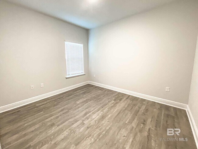 Building Photo - 10641 Northern Dancer Ct