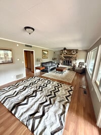 Building Photo - 130 Sugar Loaf Dr