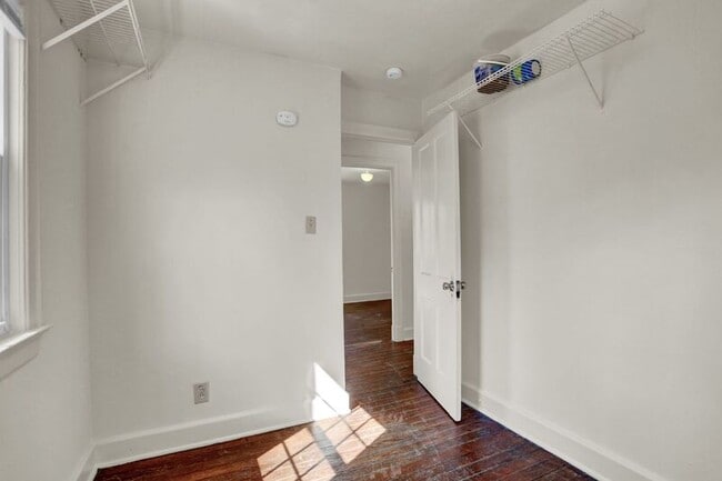 Building Photo - 412 Griffin Ave