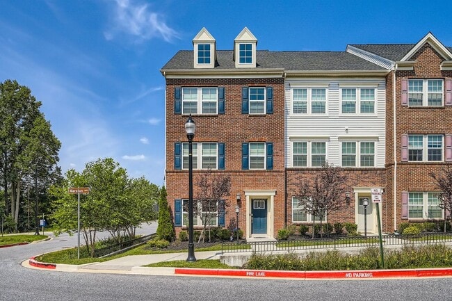 Building Photo - 7588 Warburg Way