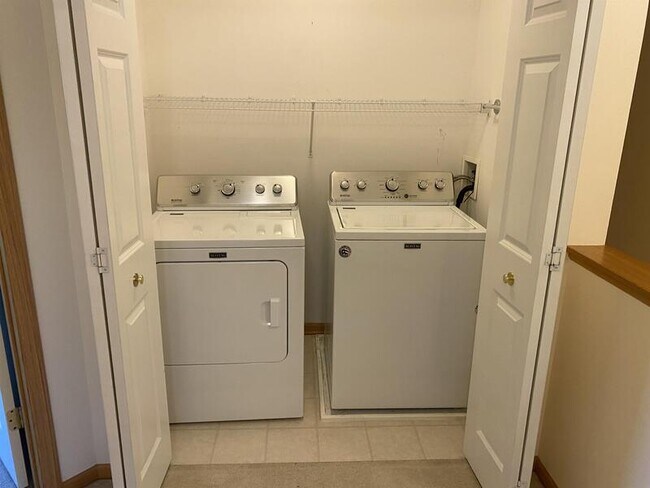 Building Photo - 17966 Vance Cir NW