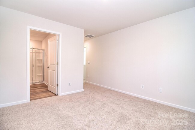 Building Photo - 5155 Hyrule Dr