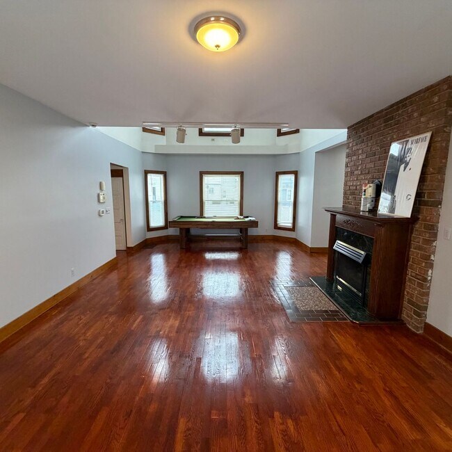 Building Photo - 3 bedroom home on the NW side of Grand Rapids