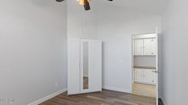 Building Photo - 16632 S 37th Way