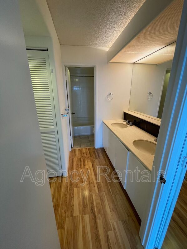 Building Photo - 1212 Nuuanu Ave