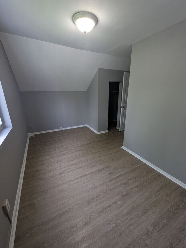 Building Photo - Pretty on Pennsylvania - 3 Bedroom, 1.5 Ba...