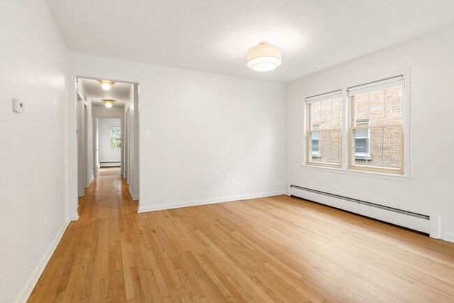 Building Photo - 1222 Austin St