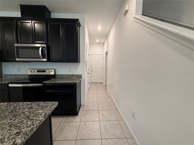 Building Photo - 15097 Willow Arbor Cir