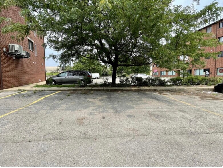 Parking spot - 2453 S Archer Ave
