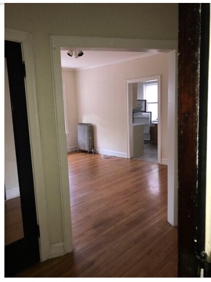 Primary Photo - 1252 W Albion Ave