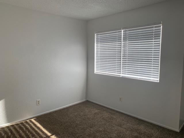 Building Photo - 2 bedroom in PHOENIX AZ 85029