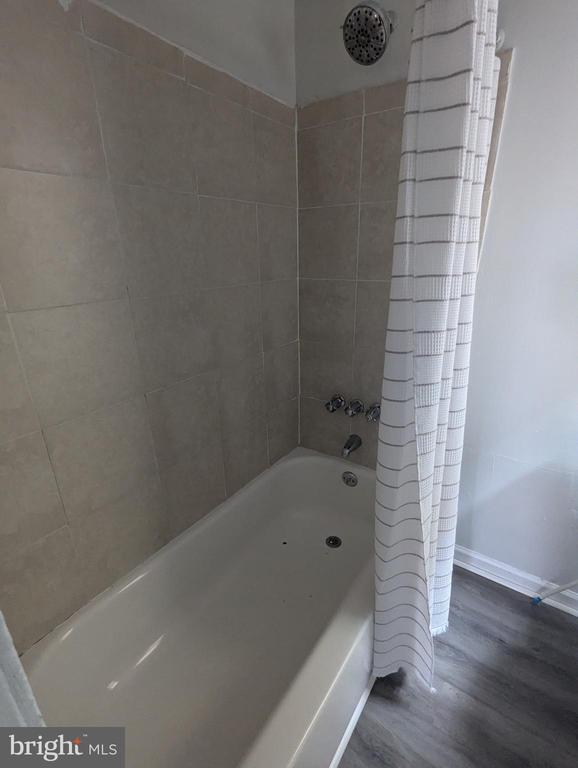 Building Photo - 657 N 37th St