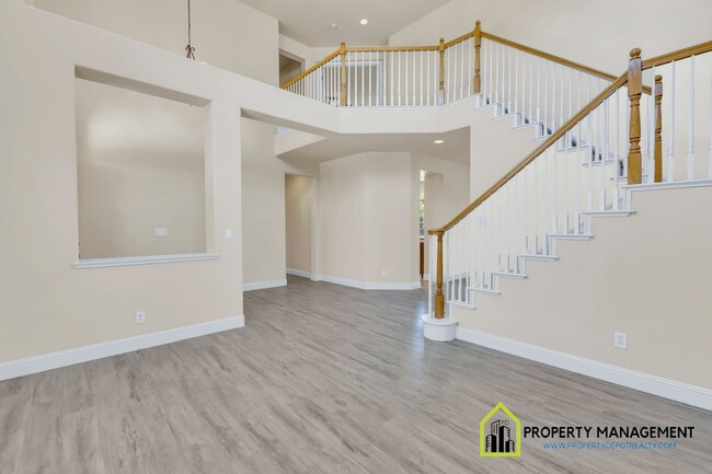 Building Photo - Luxury 5-BR Home Rental in Elk Grove