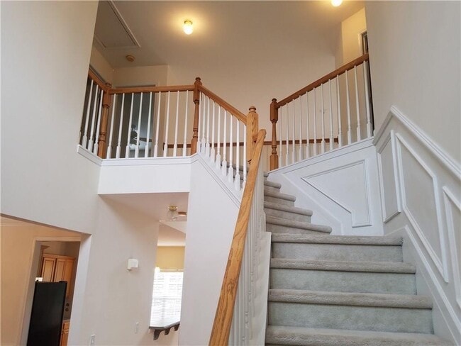 Building Photo - 12945 Morningpark Cir