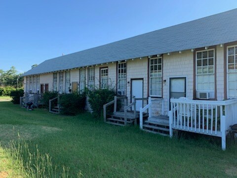 Building Photo - 1004 W Kitty Hawk Rd